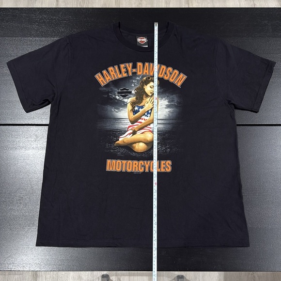 Harley-Davidson Black T-Shirt with Patriotic Pin-Up Girl with Flag - 2XL - Picture 3 of 5